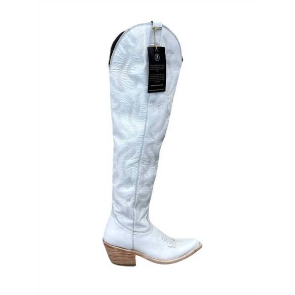 LIBERTY BLACK Shoes - NEW LIBERTY BLACK women's allyssa boots in white